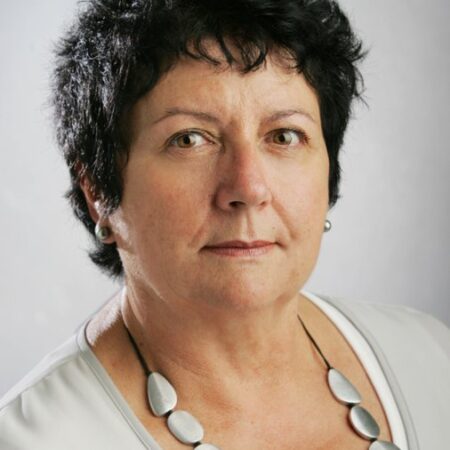 Head shot of Maria Potter